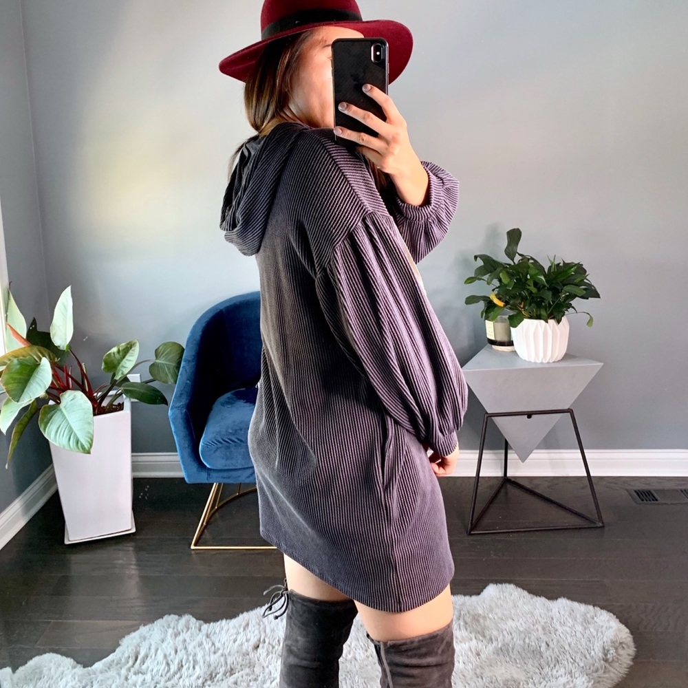 🏷Charcoal Ribbed hoodie - Picture 4 of 6